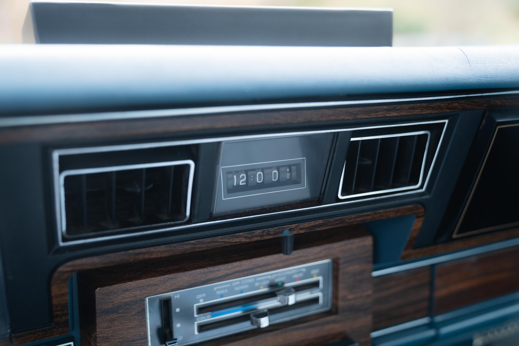Interior image of 1977 Chevrolet Caprice Classic