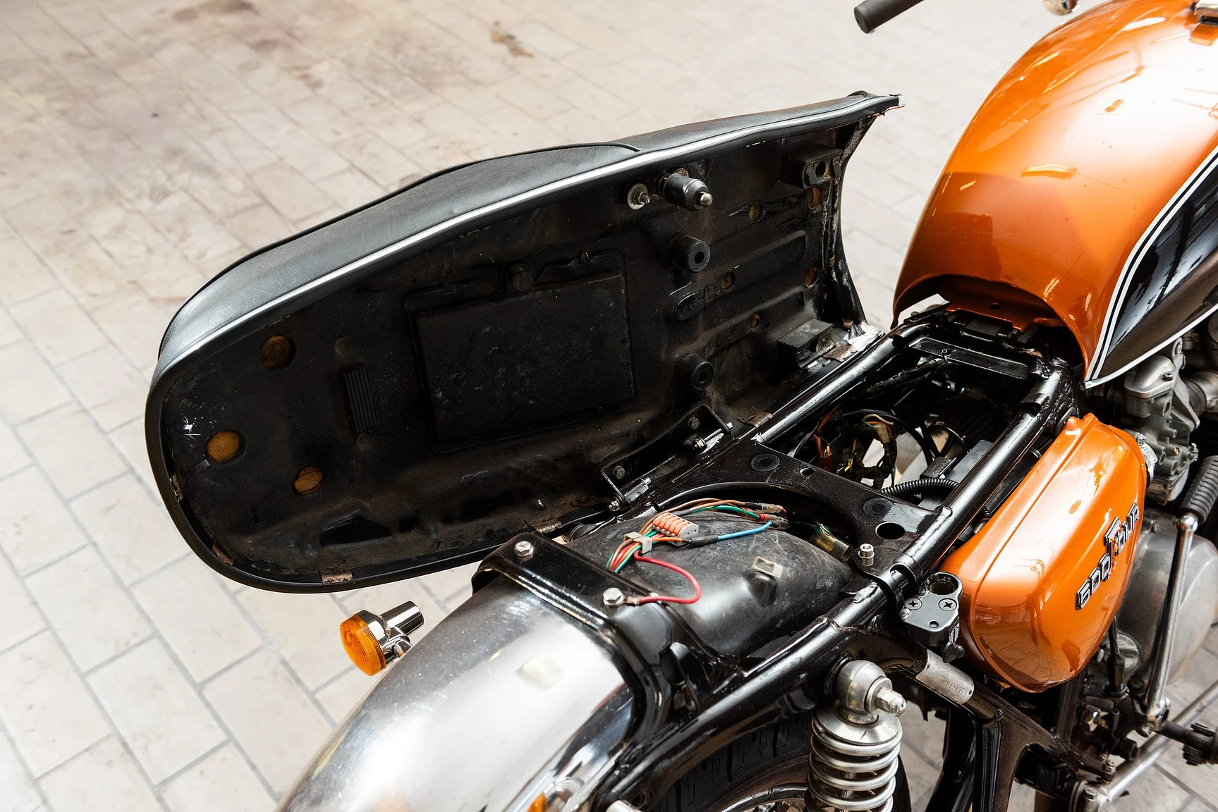 Aussenfoto 1976 Honda Cb 500 F K1 (55)