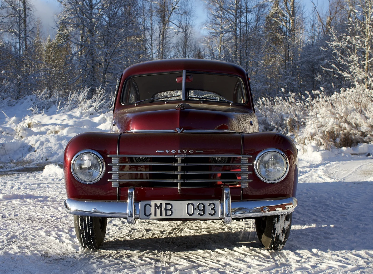 Exterior image of 1953 Volvo PV444 DS (10)