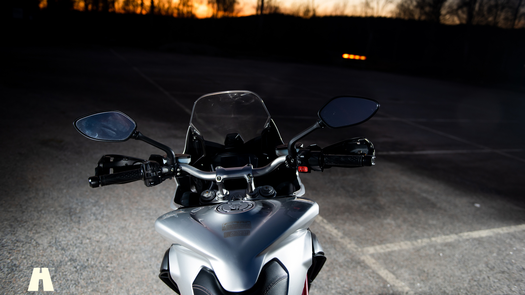 Exteriörbild på 2015 MV Agusta Veloce Turismo 800