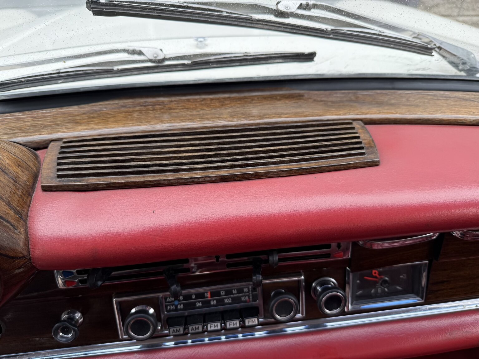 Interiörbild 1963 Mercedes-Benz 220 SE