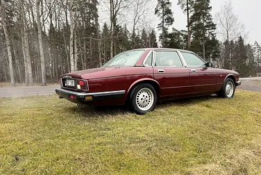 #<Image:0x00007fa5577c3ae0>