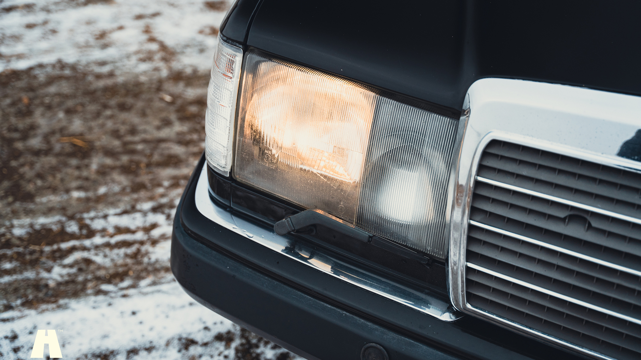 Exteriörbild på 1990 Mercedes 300 CE-24