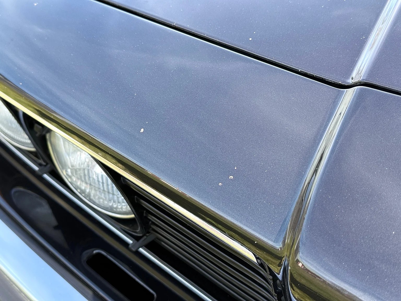 Exterior image of 1985 BMW 635 CSiA (E24) (28)