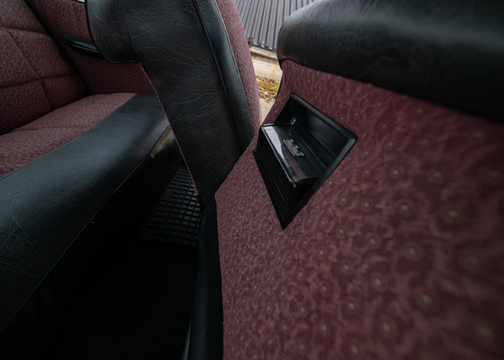 Interiörbild 1961 Chrysler New Yorker Sedan (33)