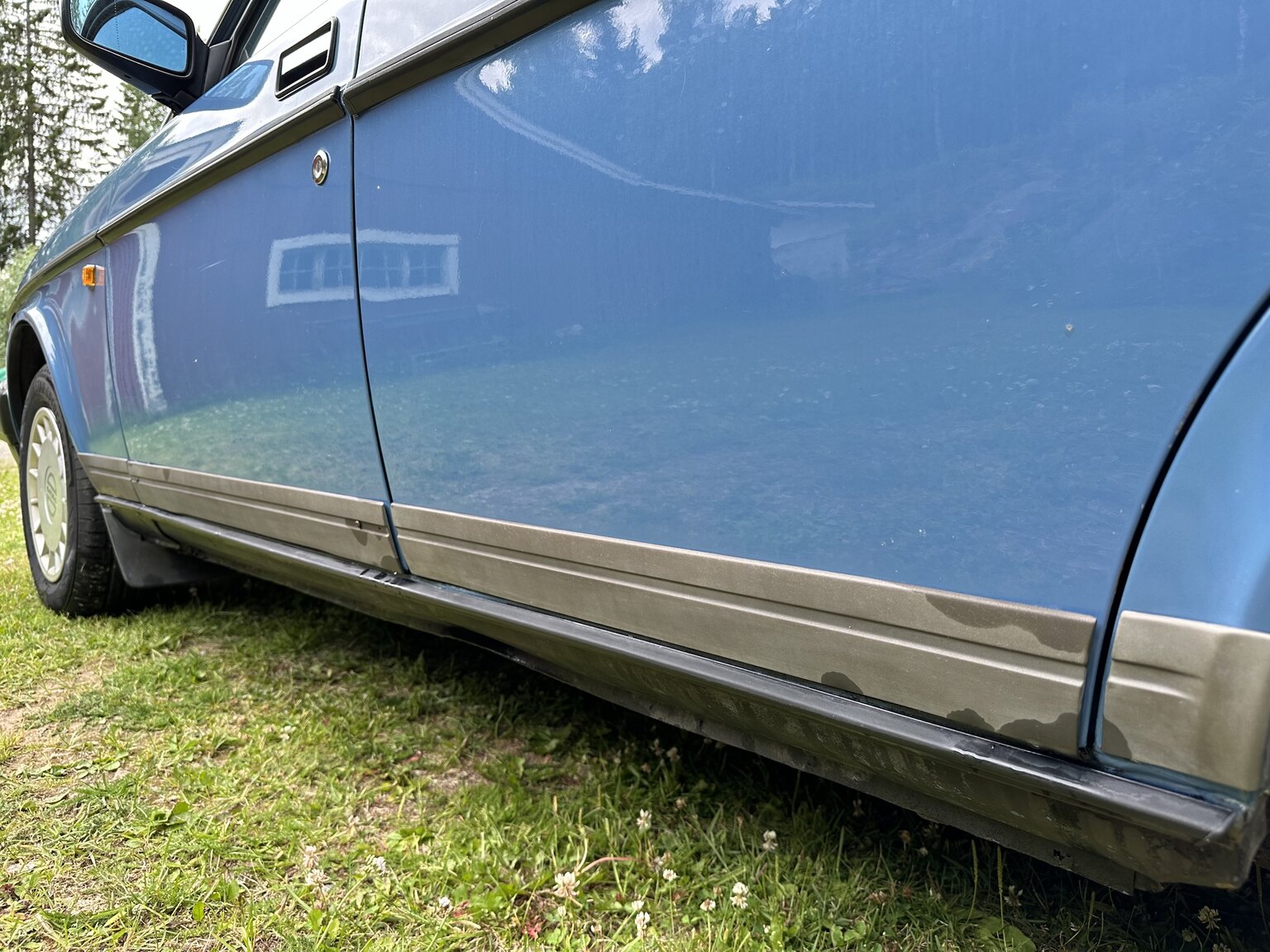 Aussenfoto 1986 Volvo 244