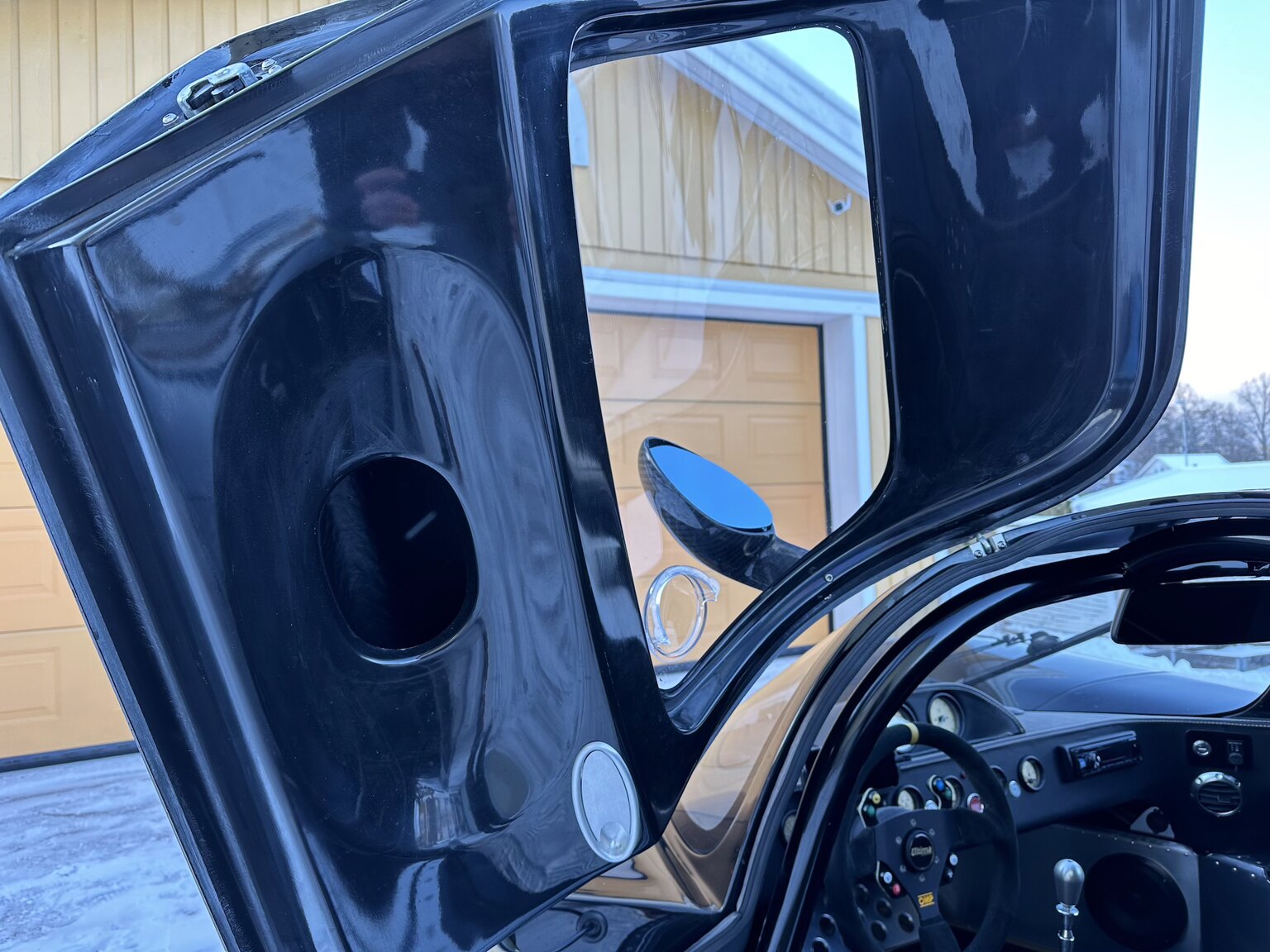 Innenraumfoto von 2021 Ultima Evolution LS3