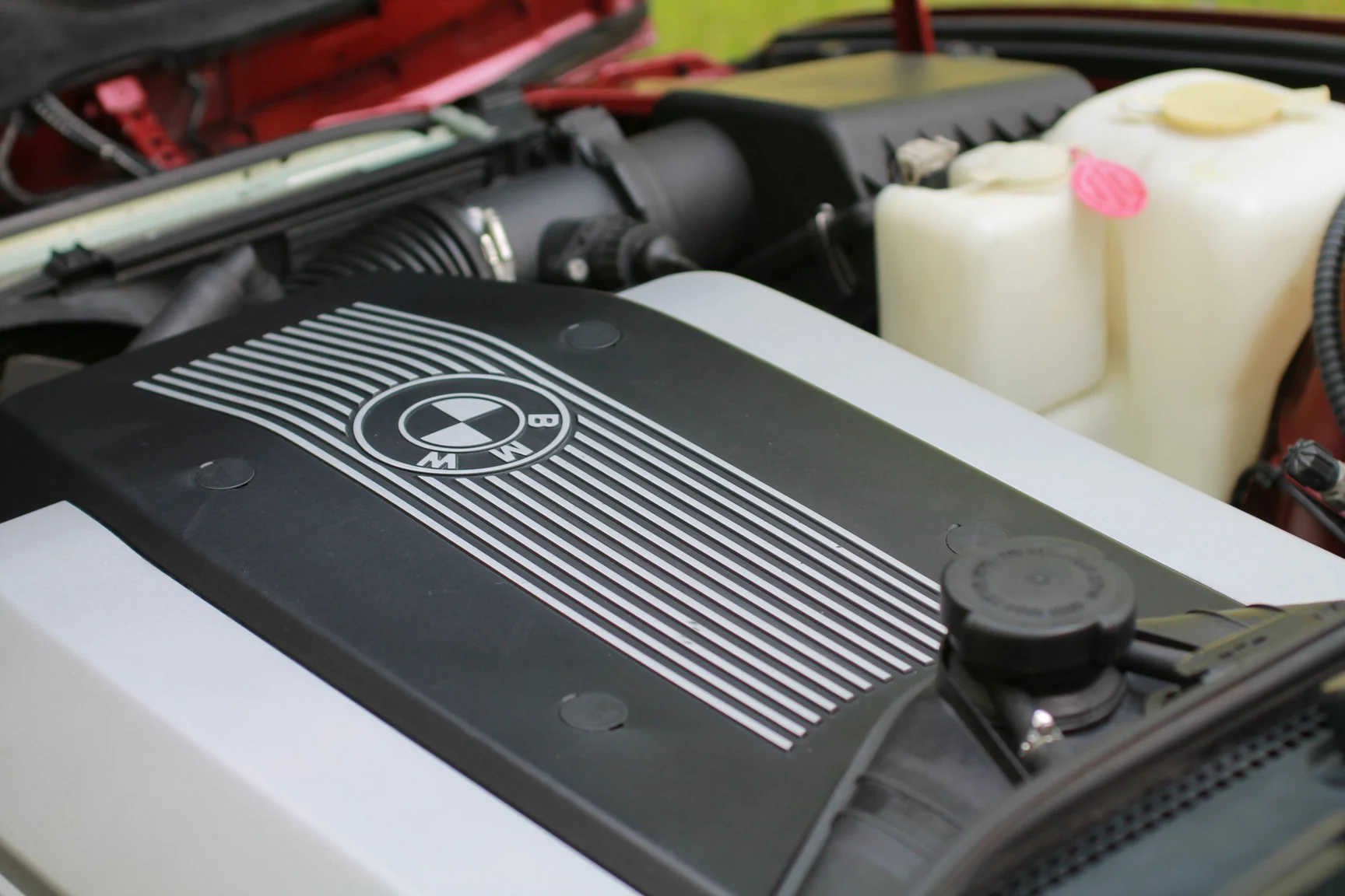 Image of 1993 BMW 540i Sedan mechanics (5)