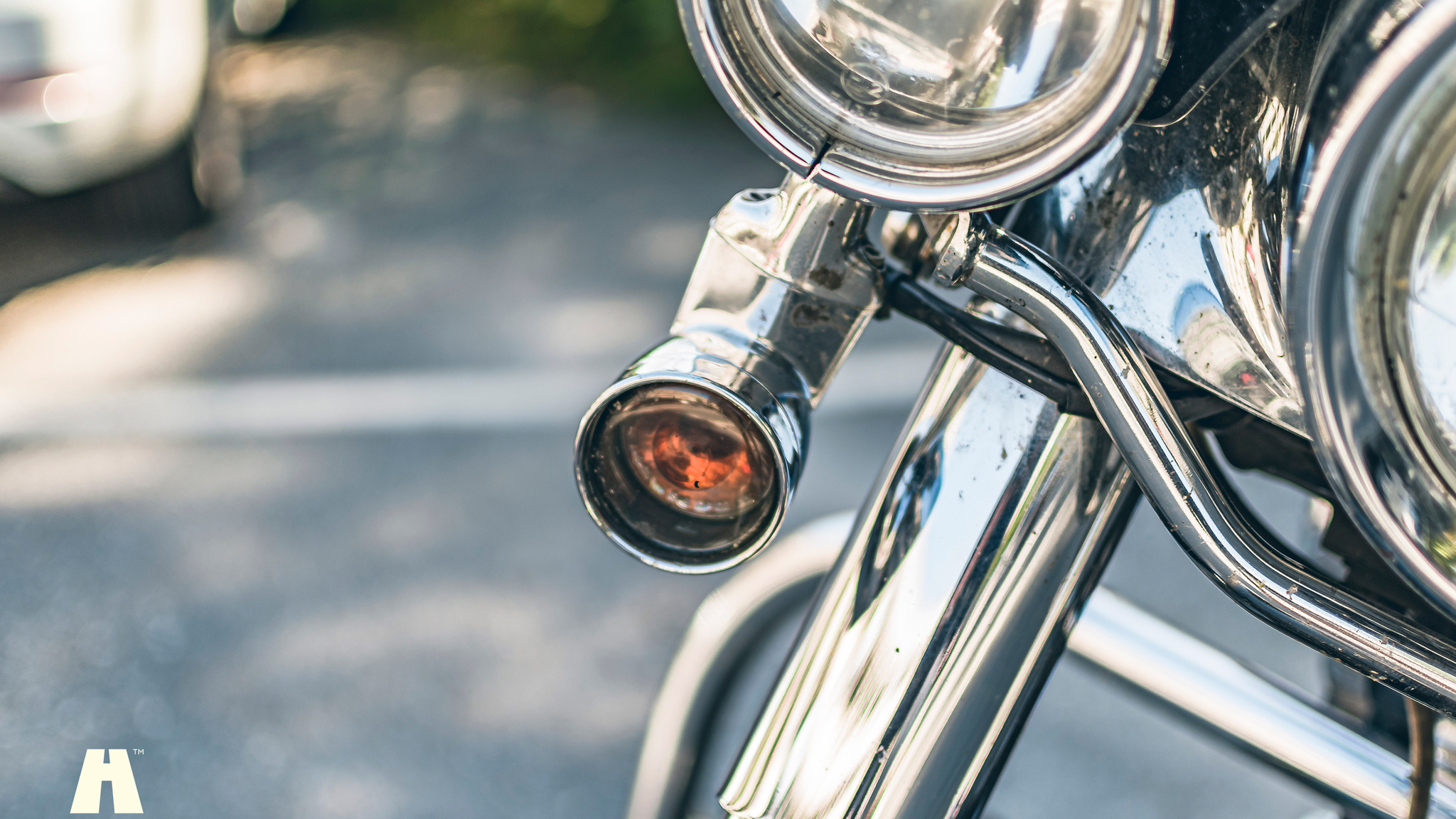 Exterior image of 2000 Harley Davidson Heritage Softail Classic (23)