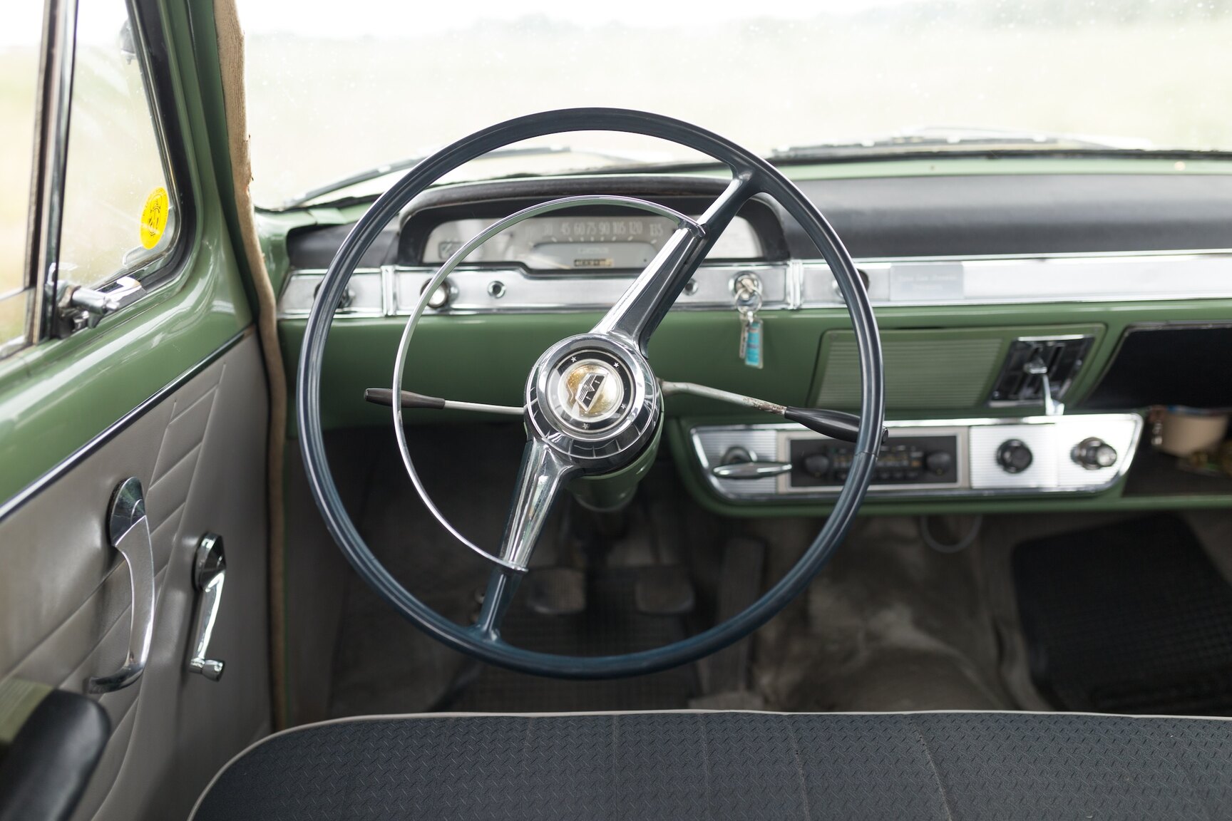 Interiörbild 1959 Ford Consul (24)