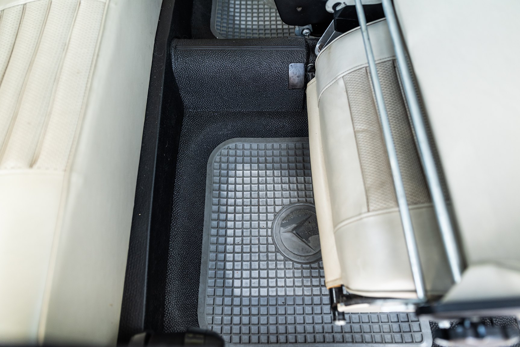 Interior image of 1969 Volvo Amazon 121 P130