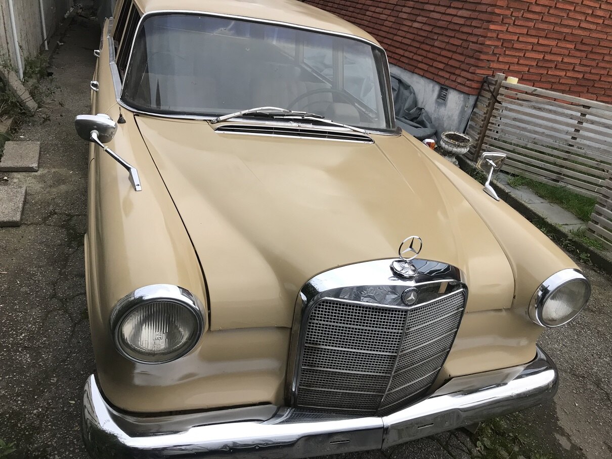 Exterior image of 1965 Mercedes Benz 190 DC Safari