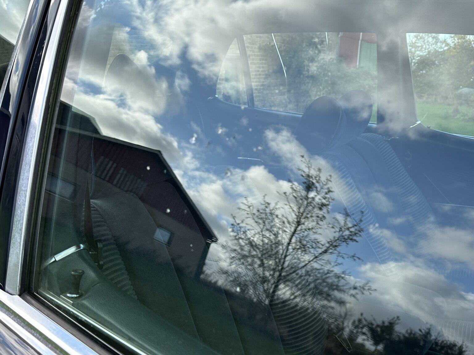 Exteriörbild på 1975 Mercedes-Benz 450 SEL 6.9 Bepansrad 