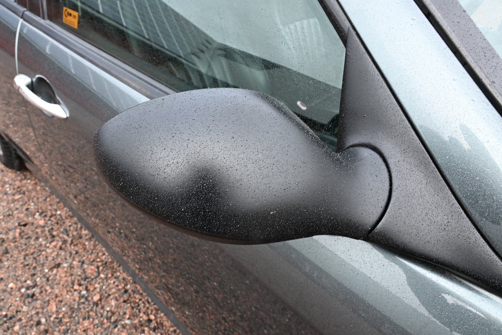 Exteriörbild på 2000 Alfa Romeo 156 Sportwagon TS Selespeed Distinctive