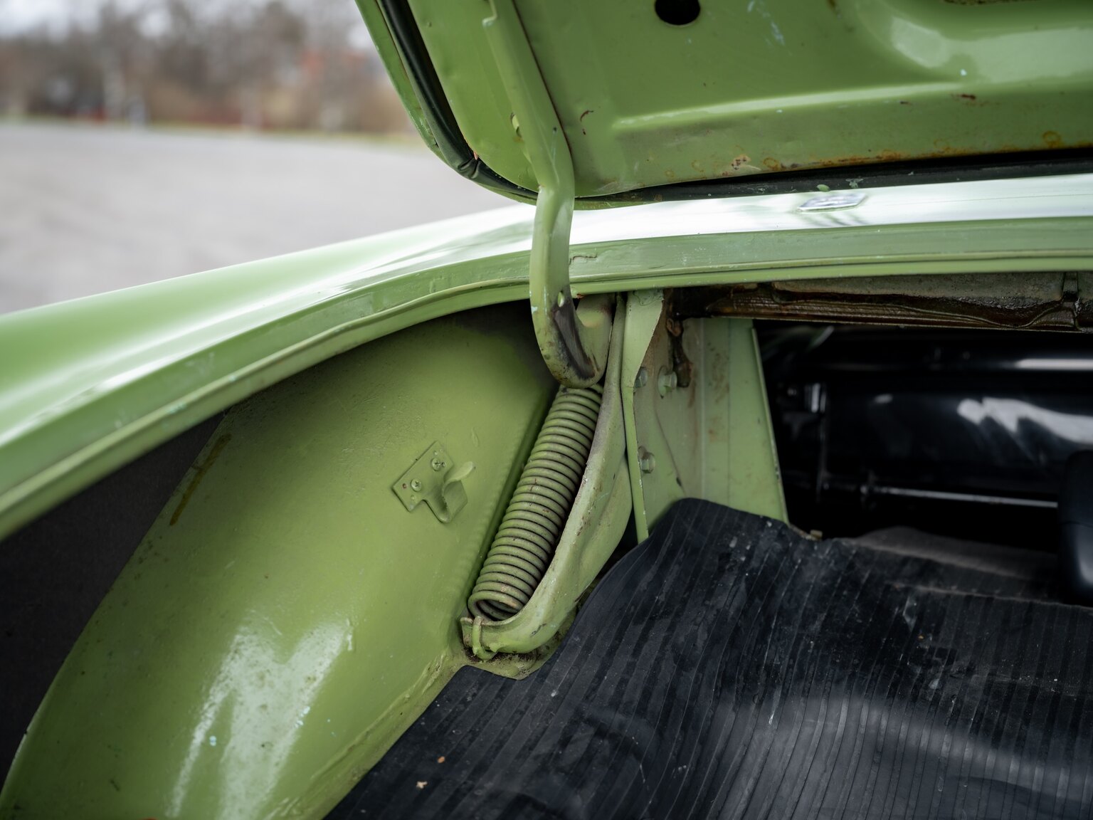 Interior image of 1956 Ford Thunderbird (47)