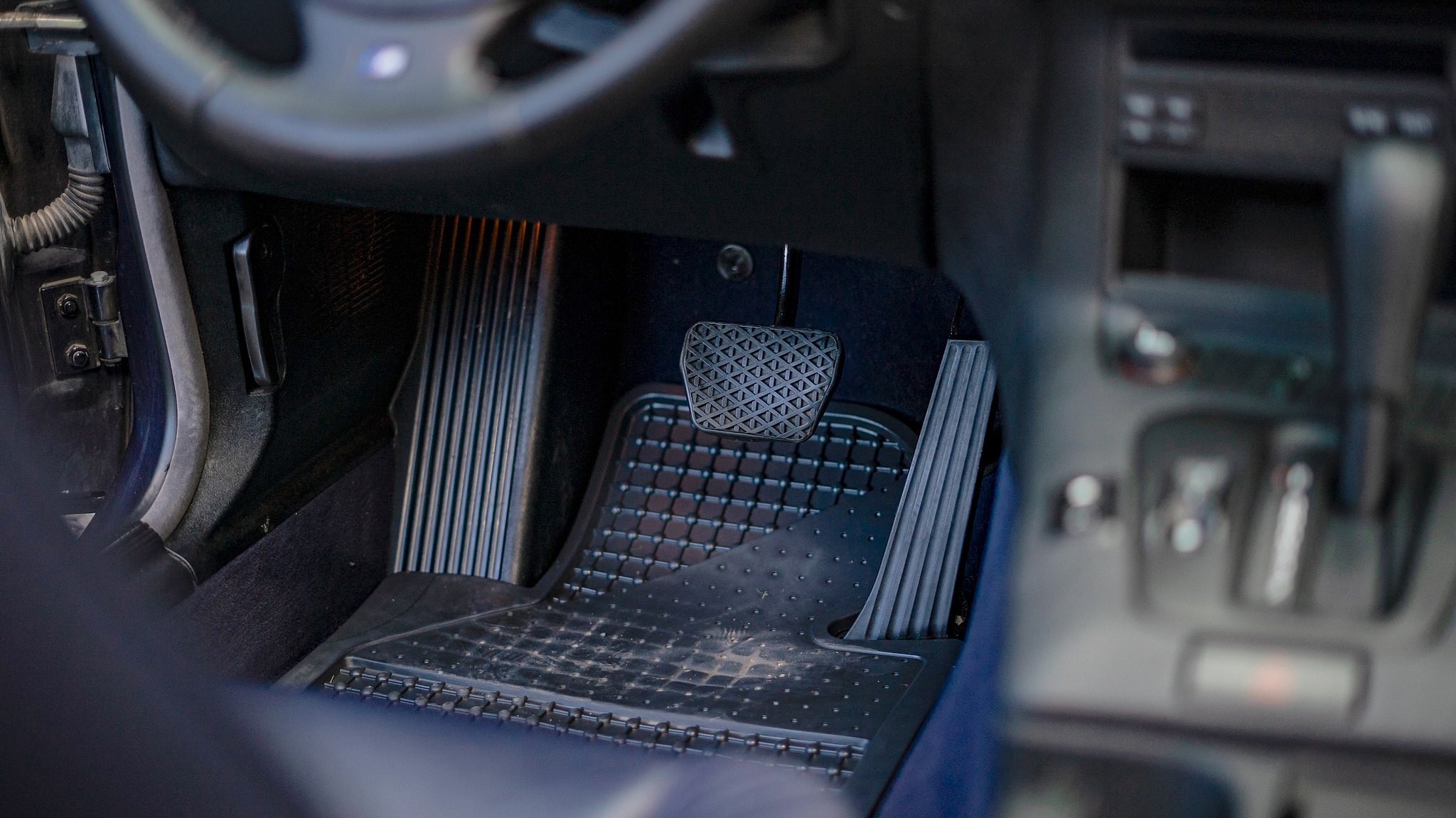 Interior image of 1997 BMW 328i Coupé Automatisk