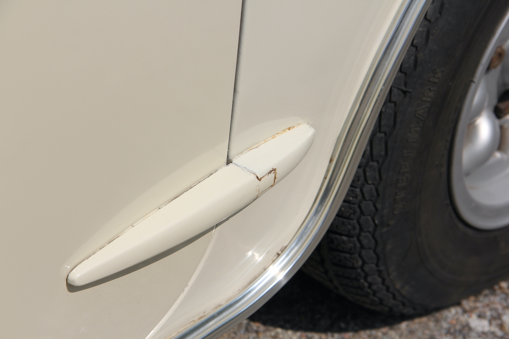 Exteriörbild på 1966 BMC Cooper (20)