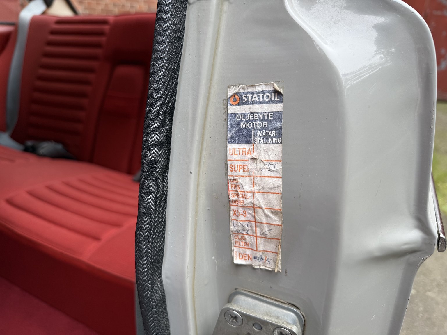 Interior image of 1970 Volvo 142 Automatic
