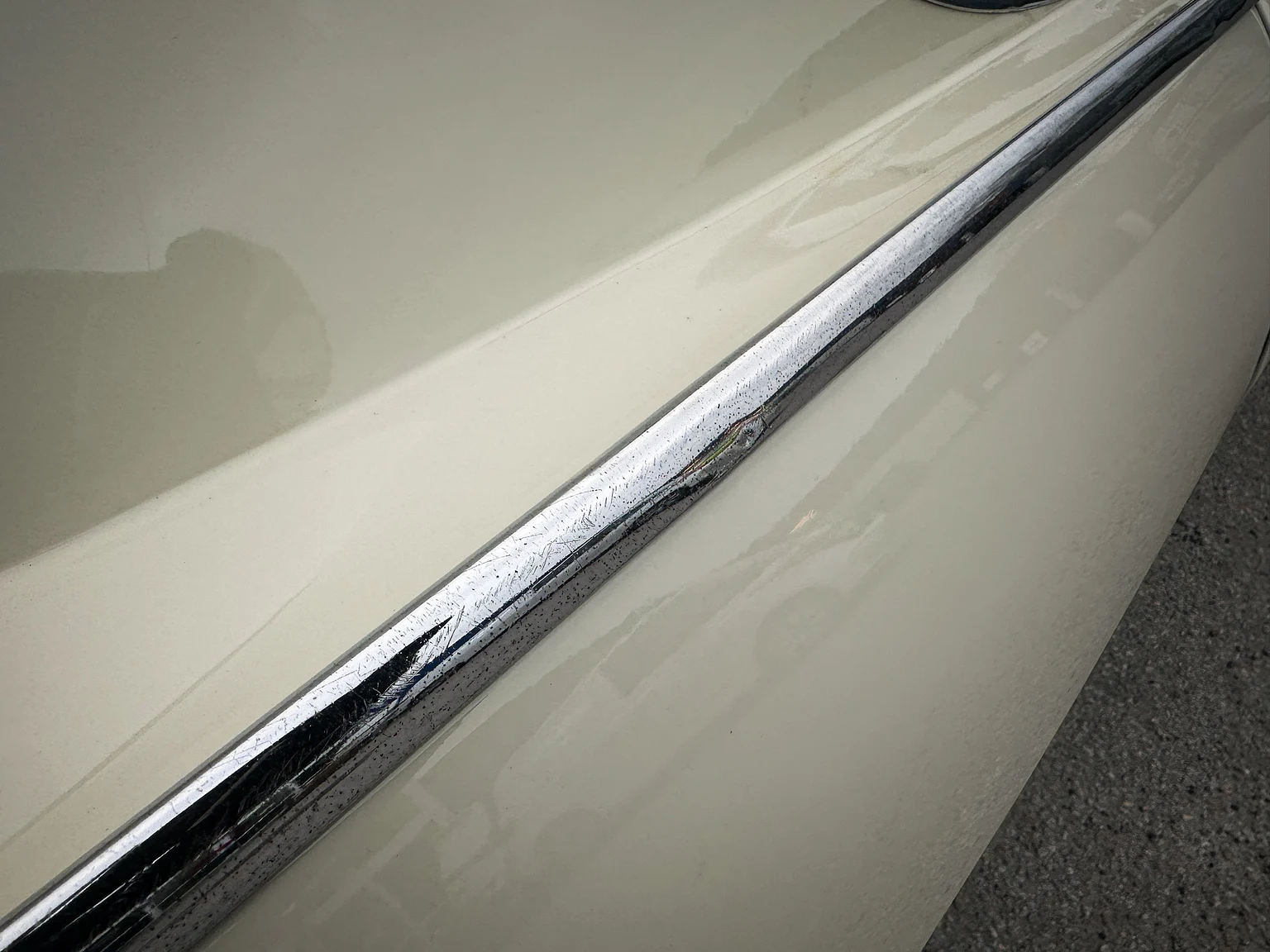 Exterior image of 1964 Volvo P 1800S (103)