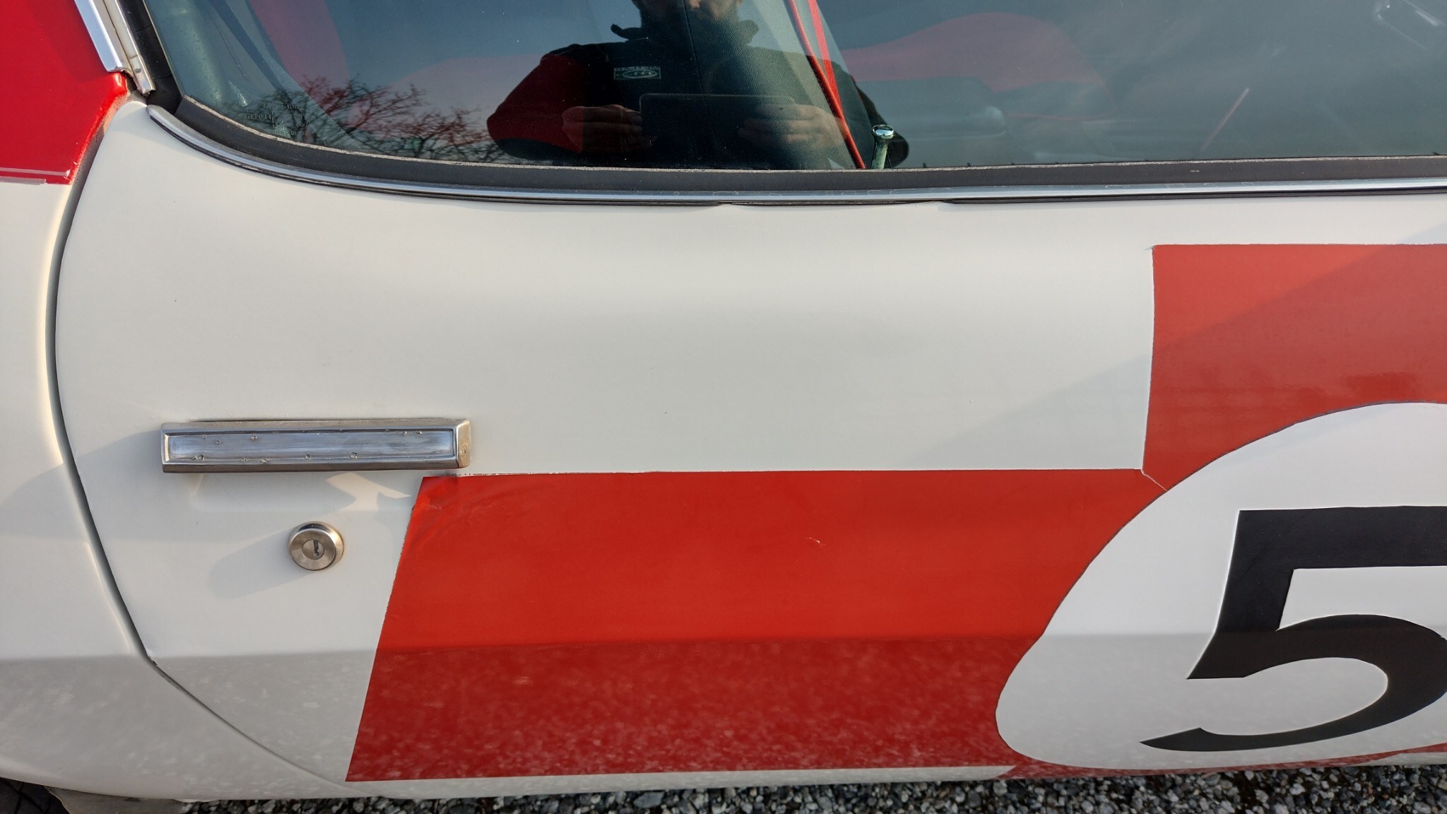 Exteriörbild på 1975 Chevrolet Camaro 307 (58)