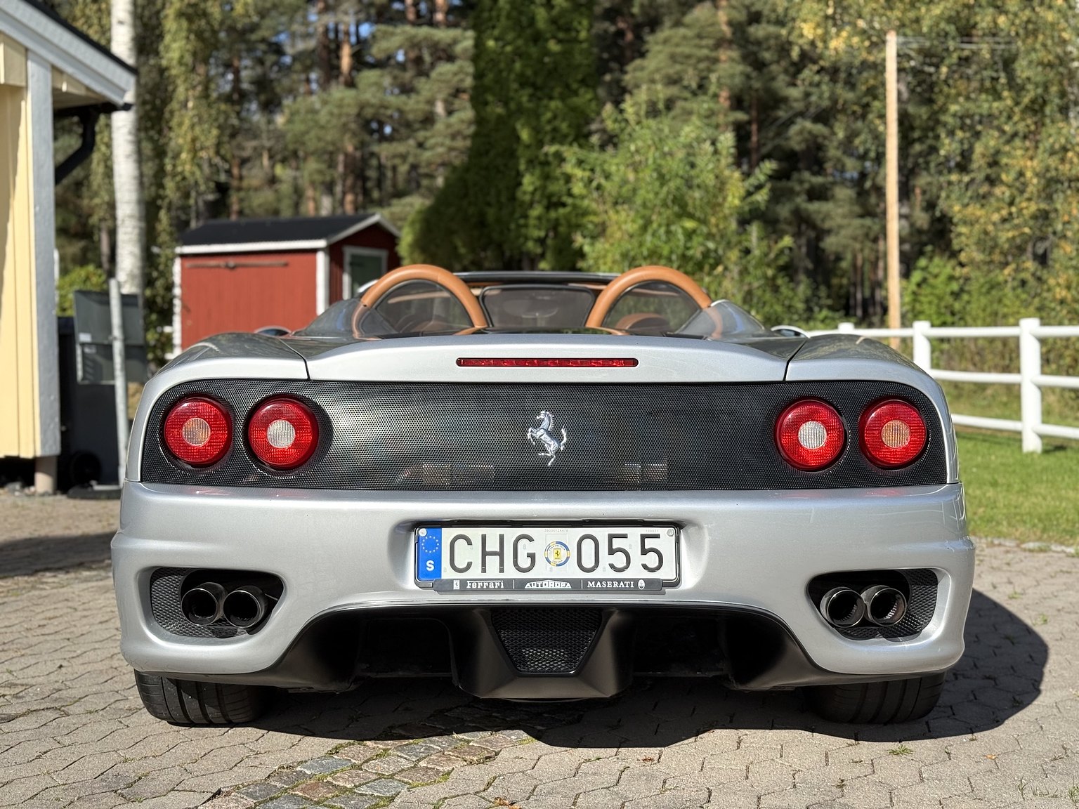Exteriörbild på 2001 Ferrari 360 Spider