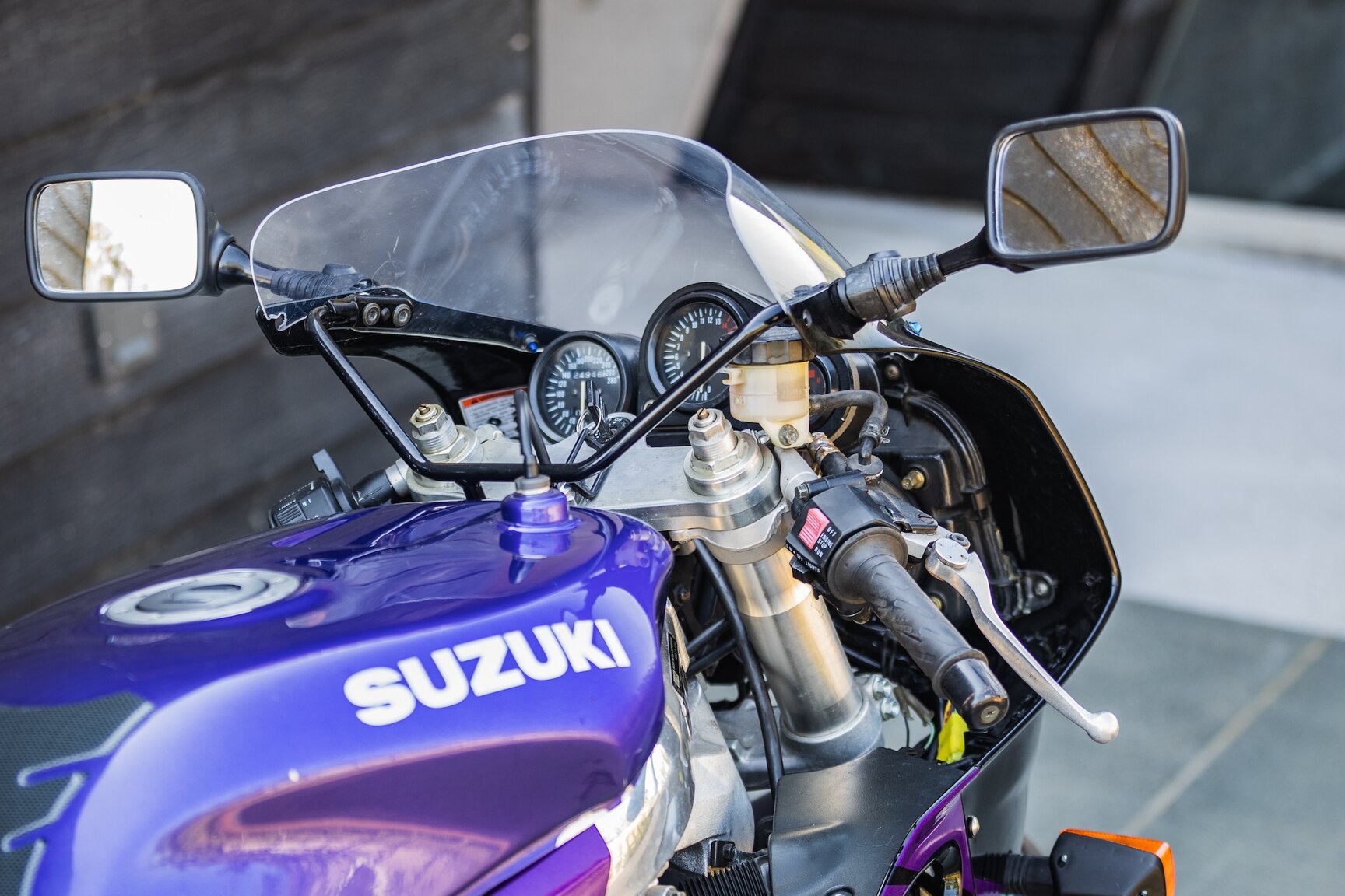 Aussenfoto 1994 Suzuki GSX-R750 (10)