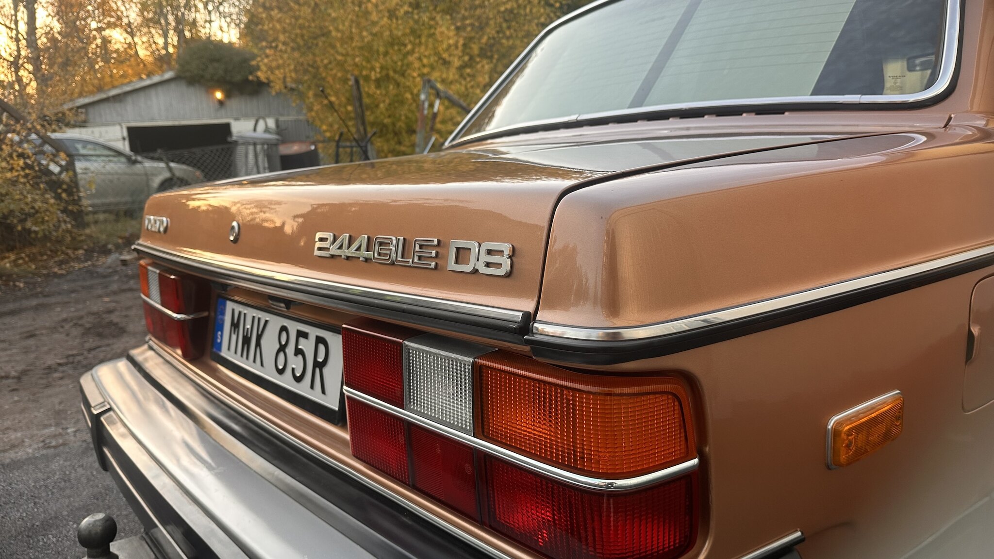 Exteriörbild på 1981 Volvo 244 GLE D6