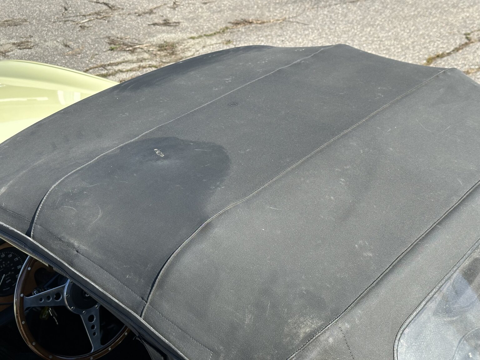 Aussenfoto 1971 Triumph TR6