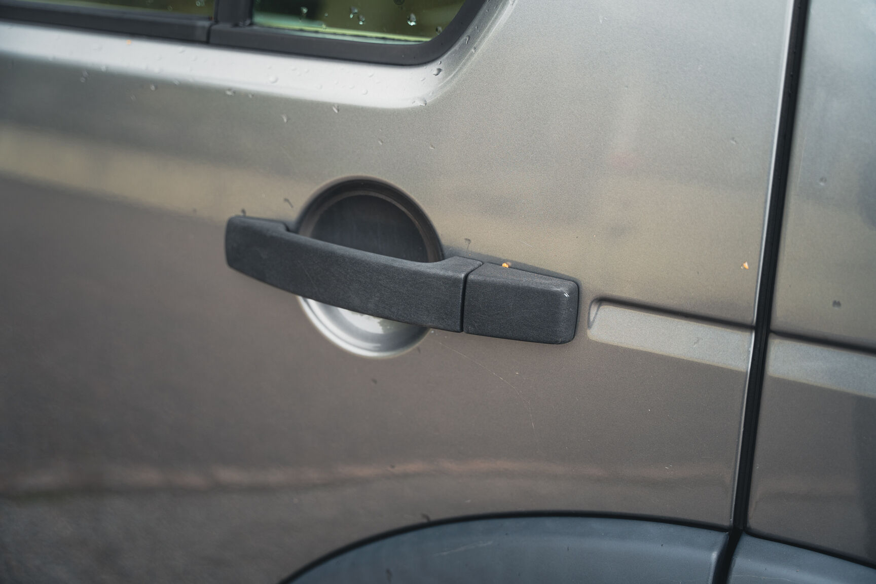 Exterior image of 2008 Land Rover Discovery TDV6 SE