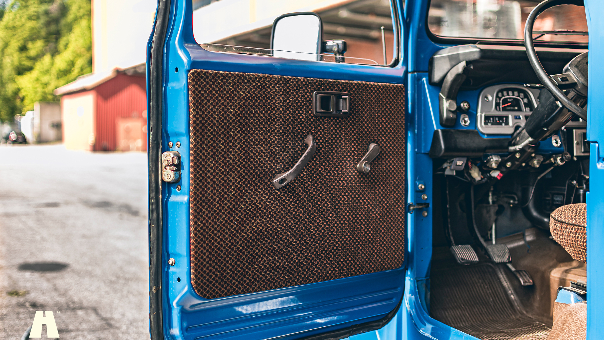 Interior image of 1984 Toyota Land Cruiser BJ42