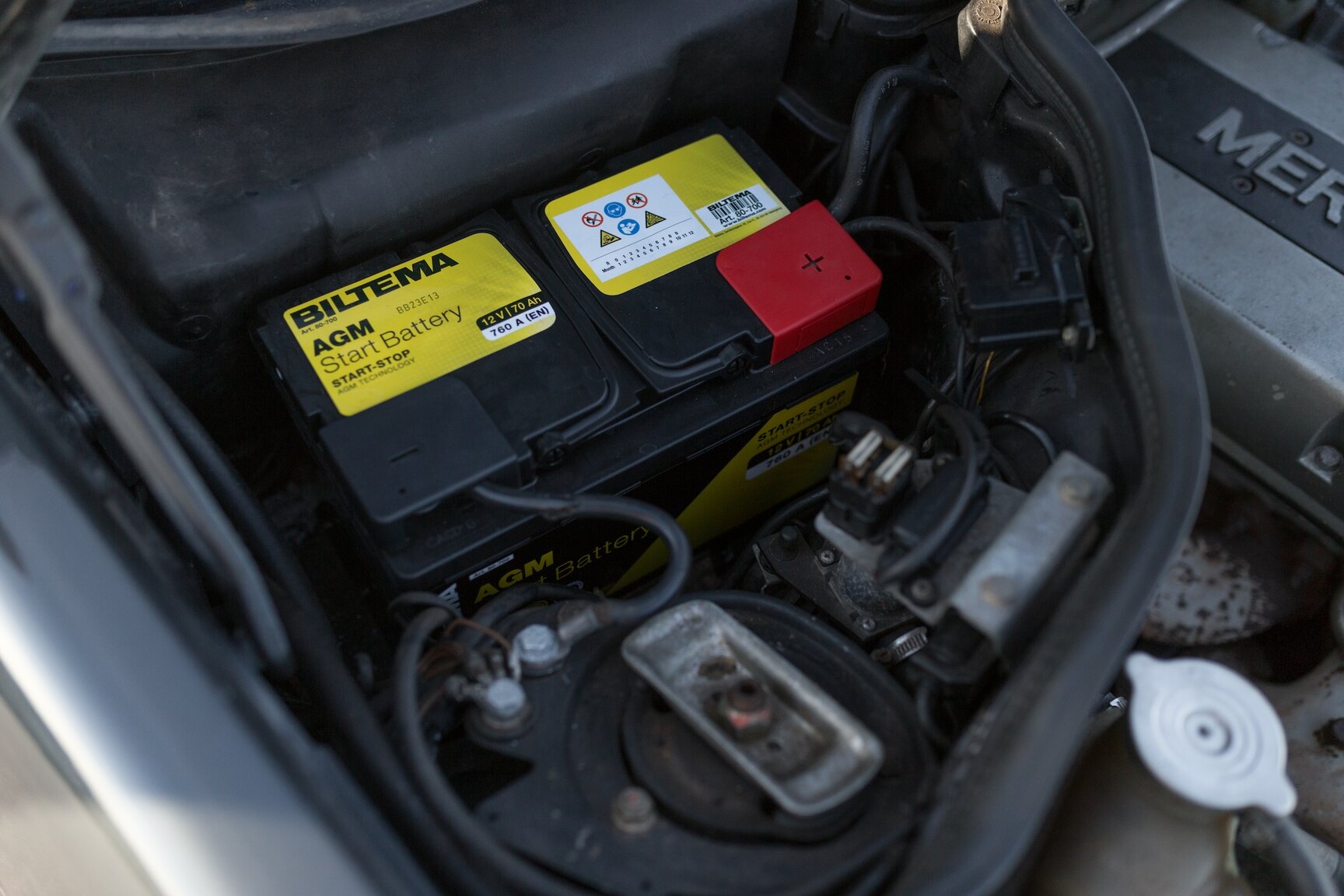 Image of 1993 Mercedes-Benz 300 CE-24 Cabriolet mechanics