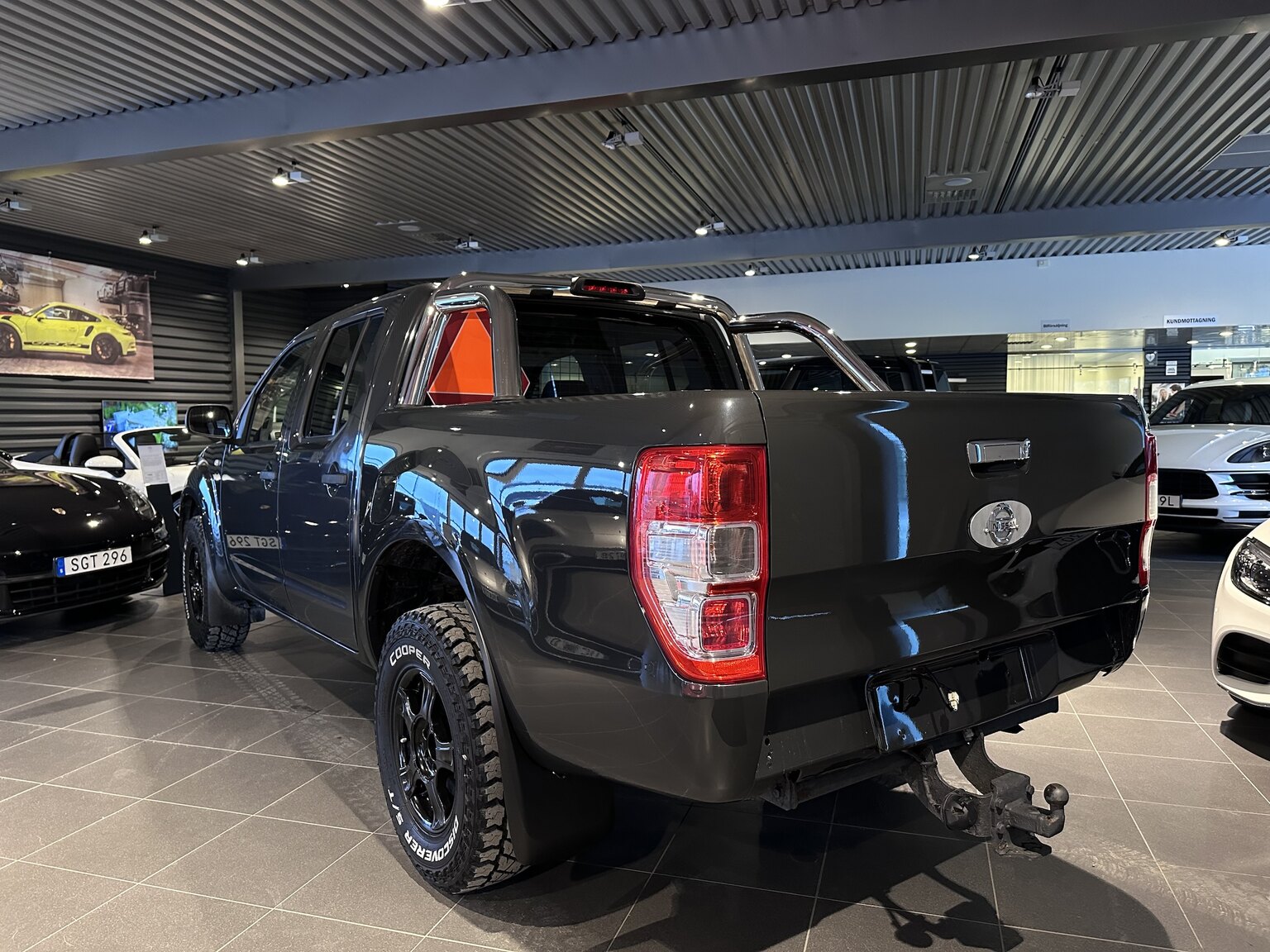 Exteriörbild på 2006 Nissan Navara A-traktor (27)