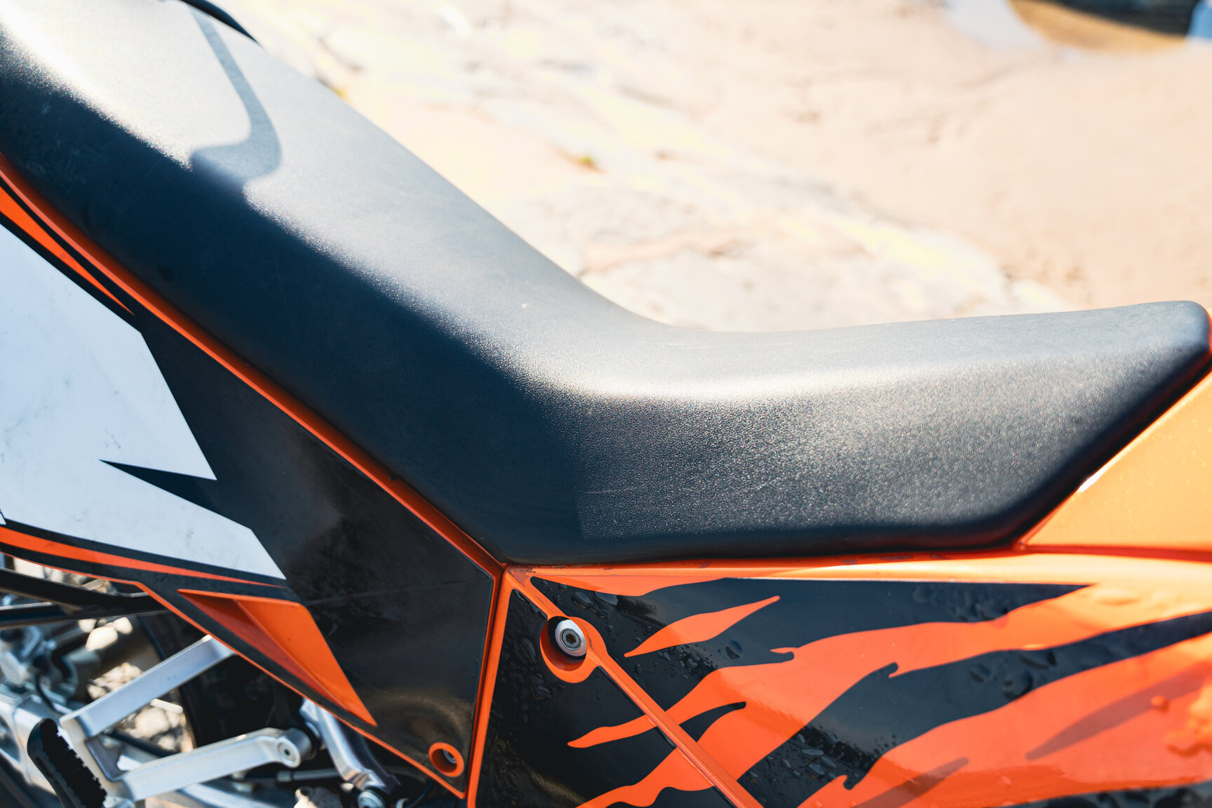 Exteriörbild på 2003 KTM 950 Adventure S