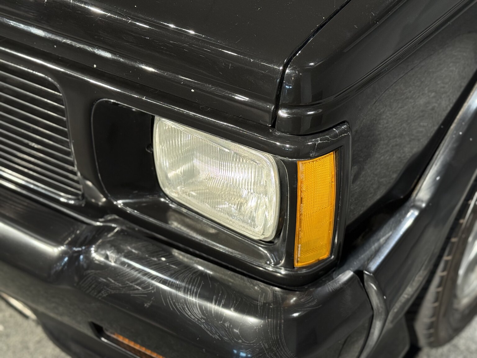 Exterior image of 1992 GMC Typhoon 
