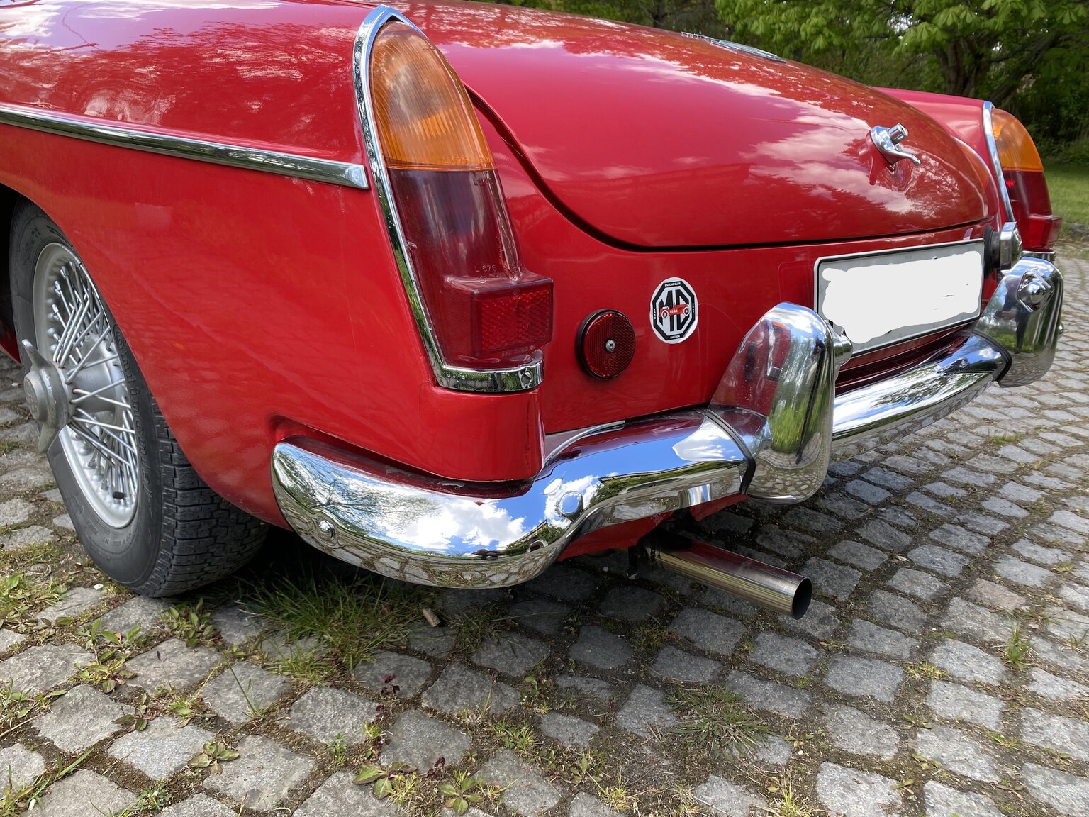 Exterior image of 1967 MG MGB 1800