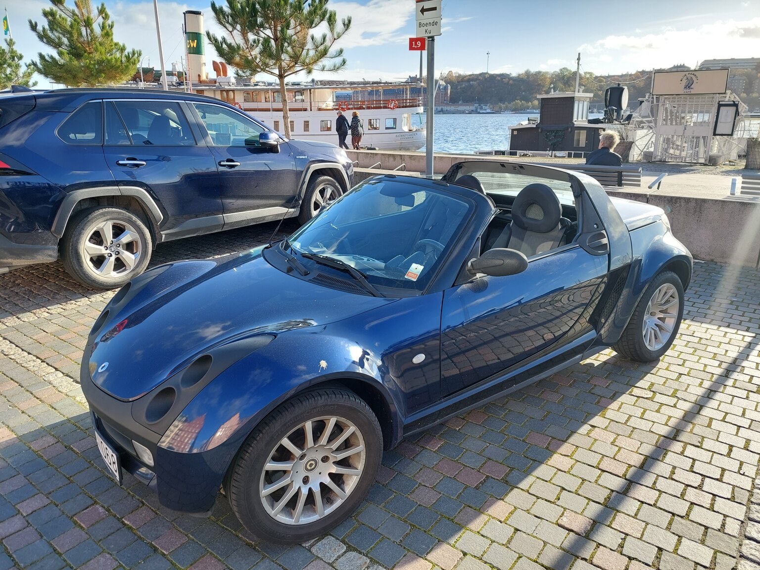 Exteriörbild på 2004 Smart Roadster