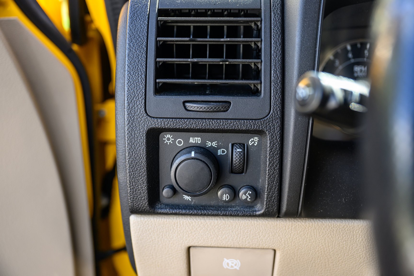 Innenraumfoto von 2006 Hummer H3