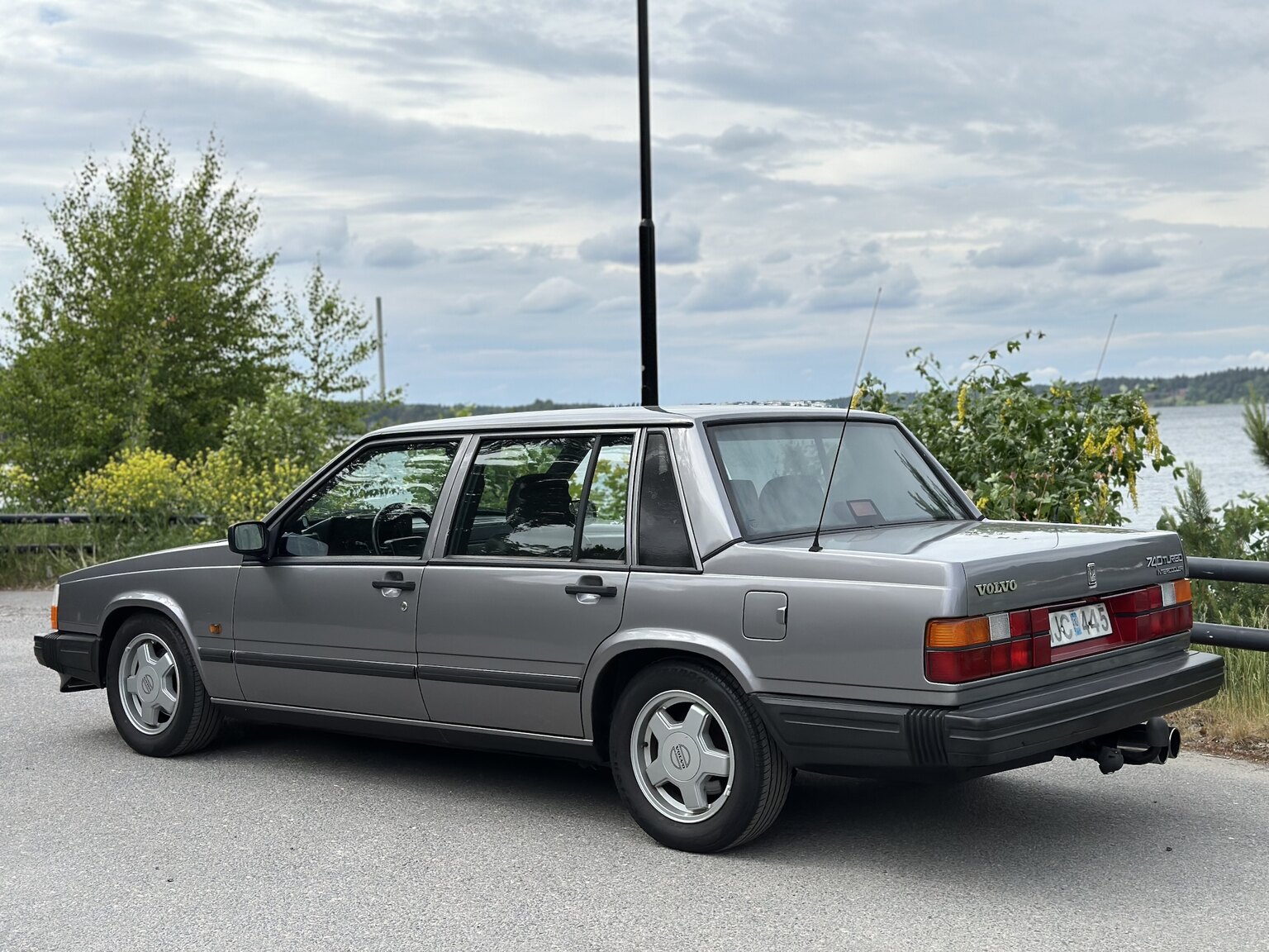 Exteriörbild på 1988 Volvo 740 Turbo