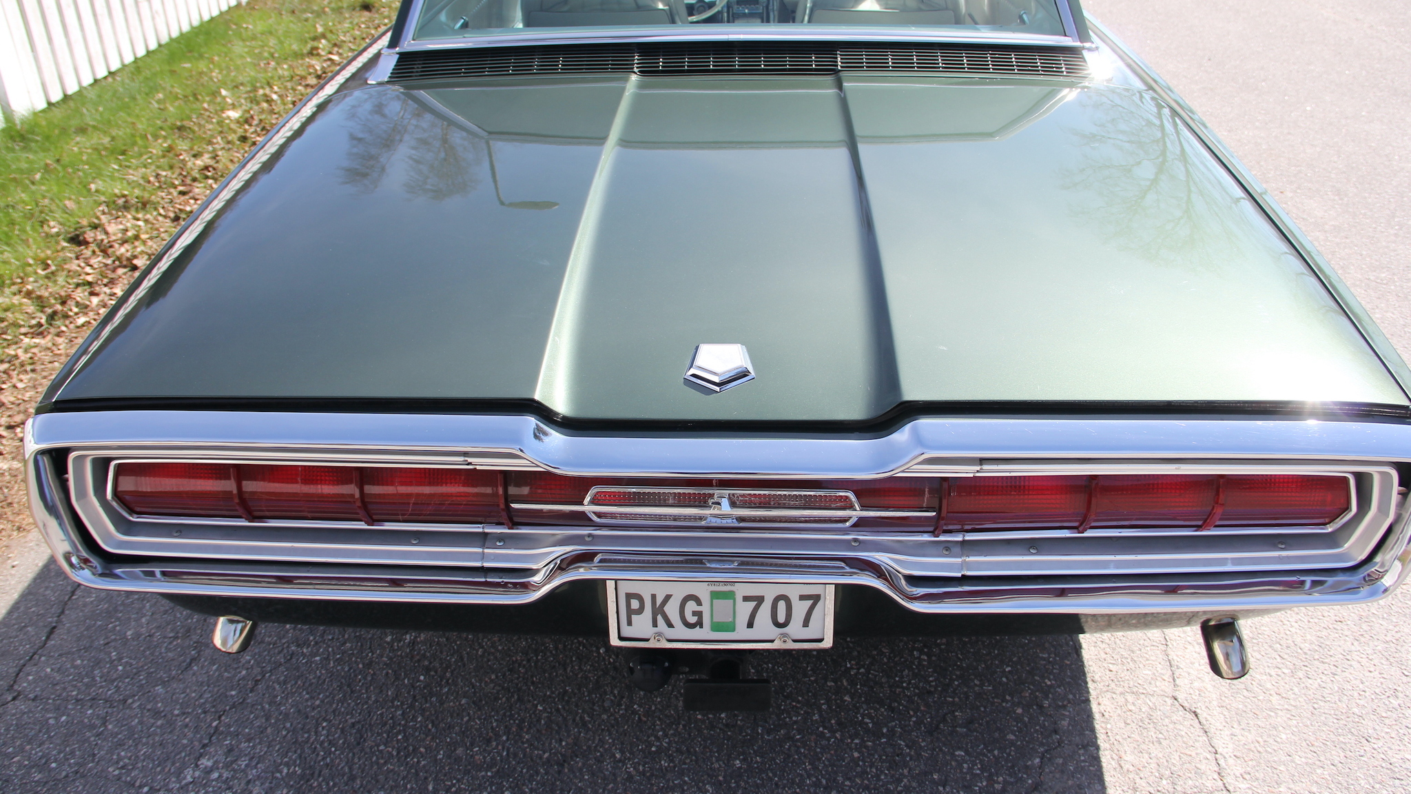 Exterior image of 1966 Ford Thunderbird Town Hardtop 6.4