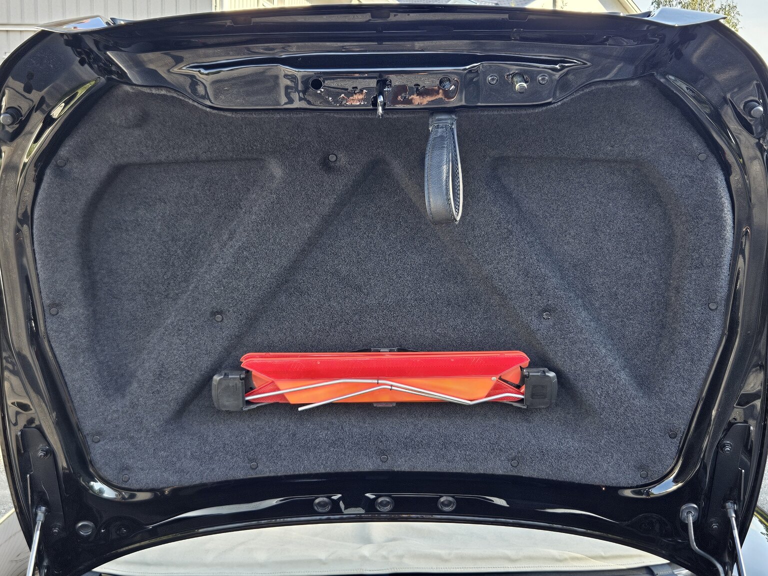 Interior image of 1998 Jaguar XK8 Cabriolet