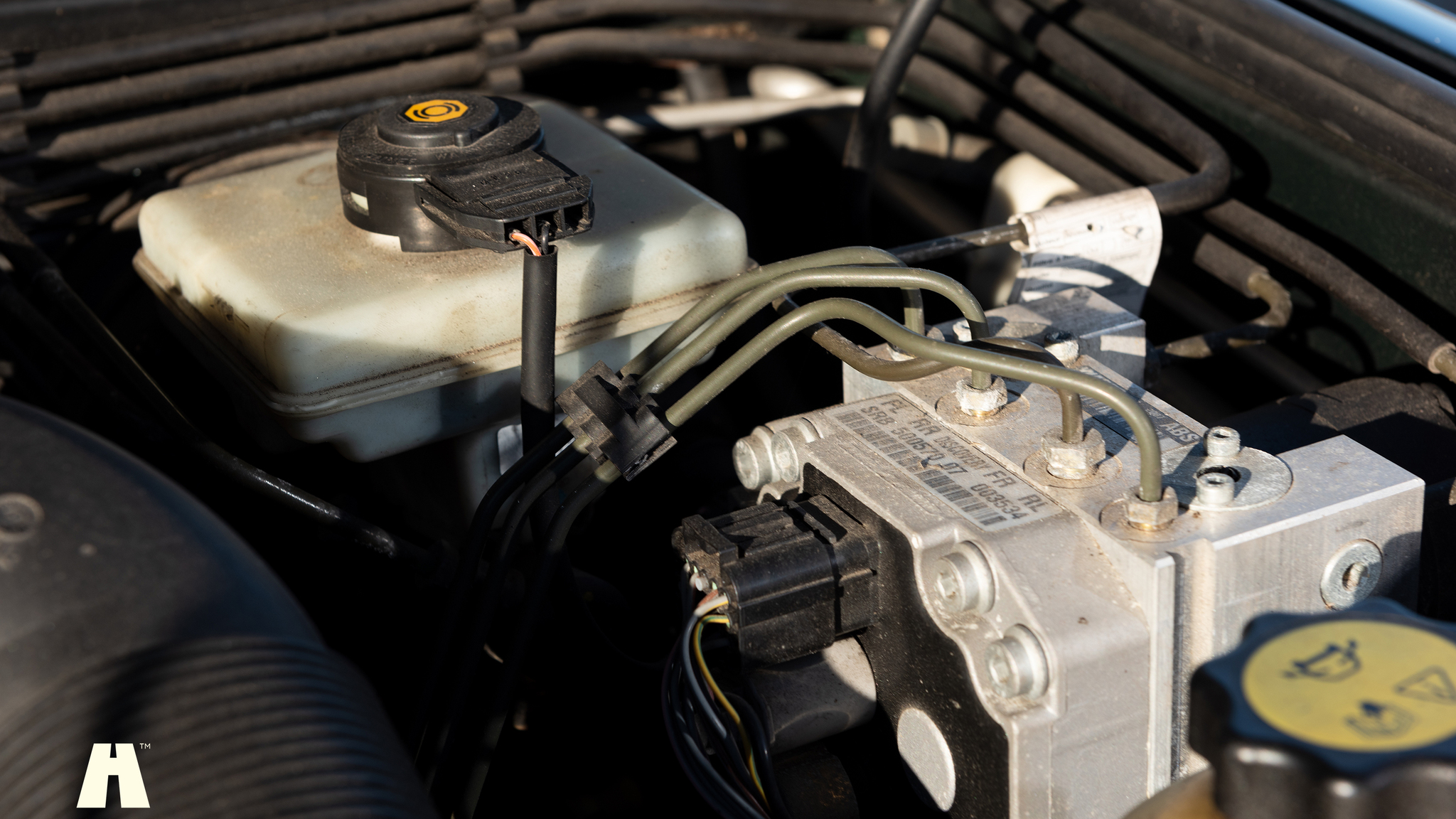 Image of 1999 Land Rover Discovery 2 mechanics