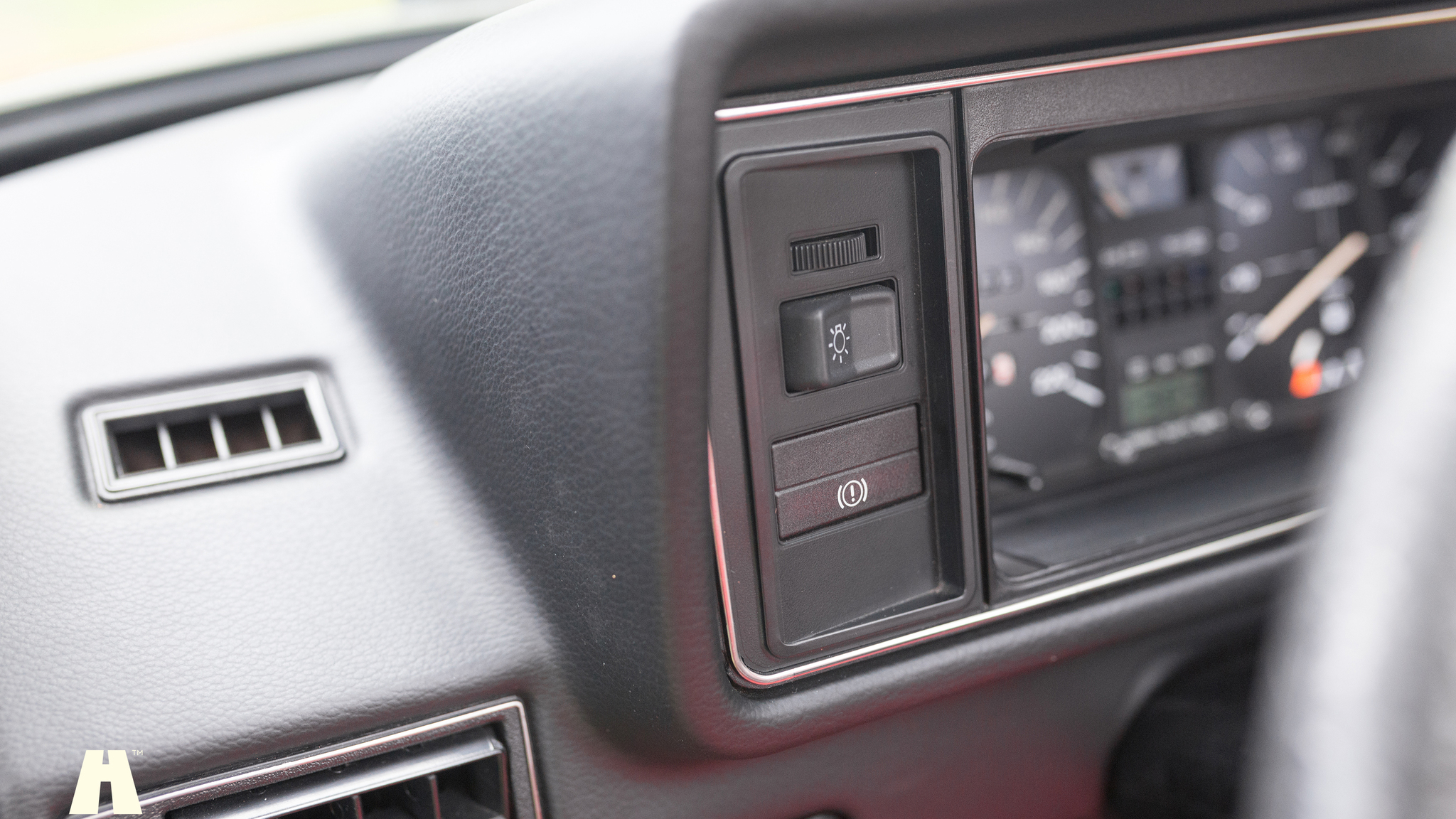 Interior image of 1988 Volkswagen Golf GTI Cabriolet