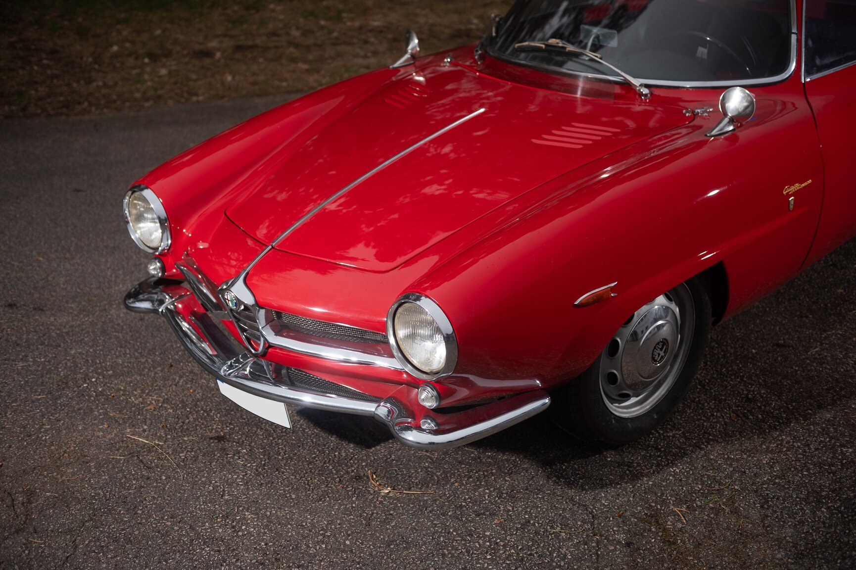 Exteriörbild på 1962 Alfa Romeo Giulietta 1300 SS