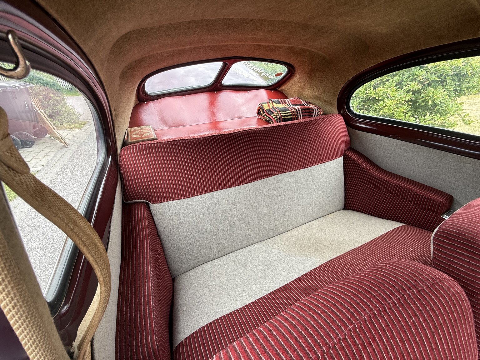 Interior image of 1953 Volvo PV 444 ES