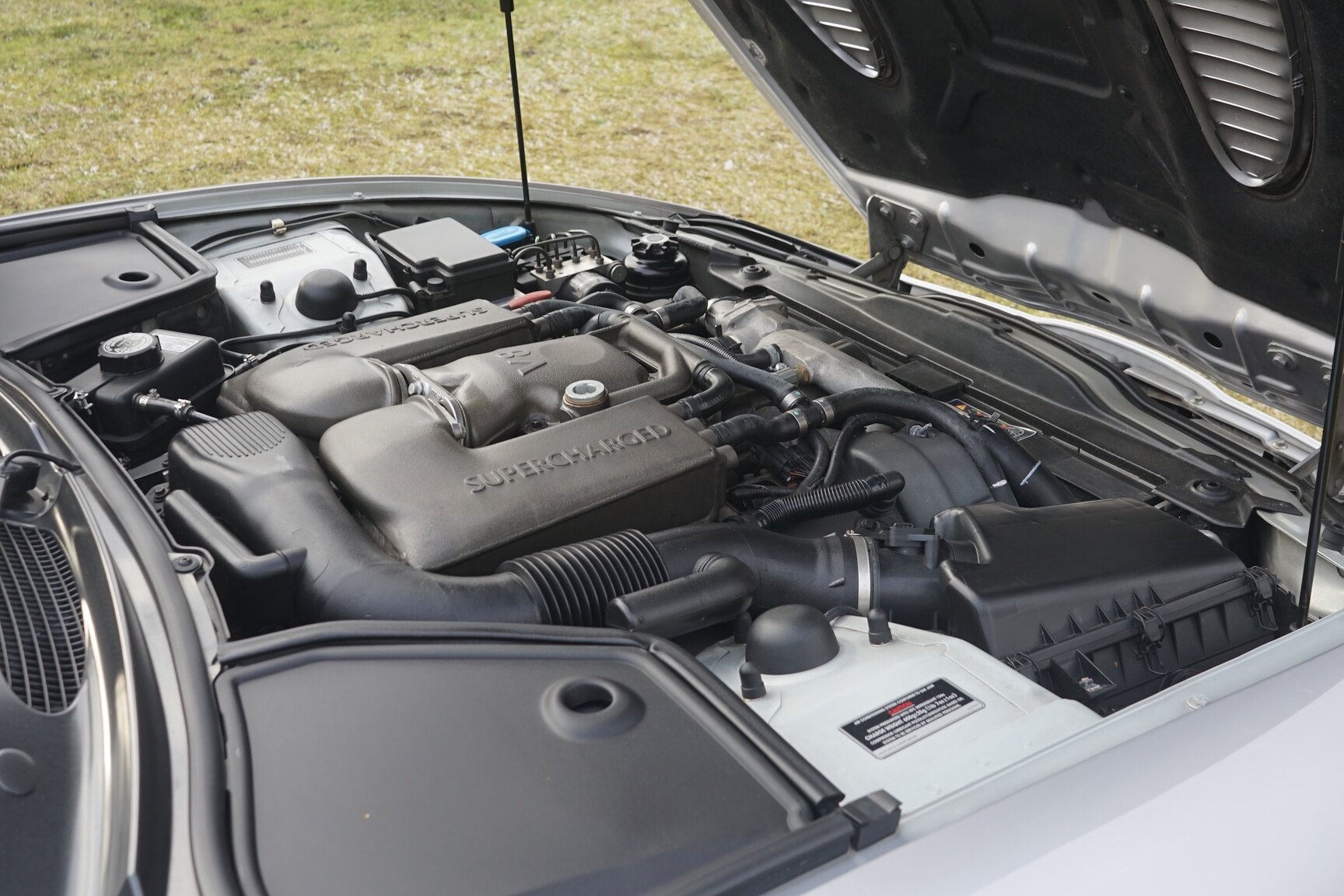 2001 Jaguar XKR Silverstone, Mekanik