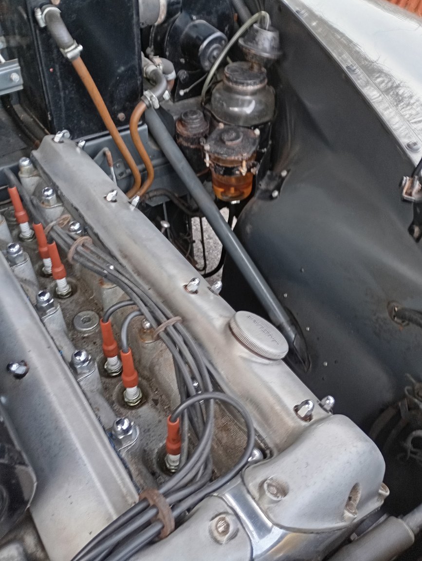 Image of 1954 Jaguar Mark VII mechanics