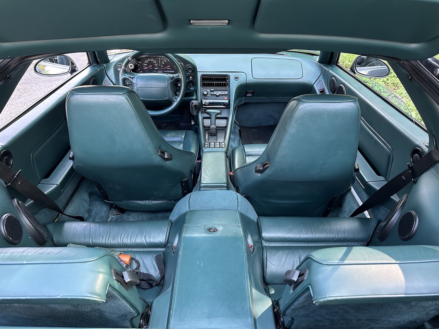 Innenraumfoto von 1994 Porsche 928 GTS