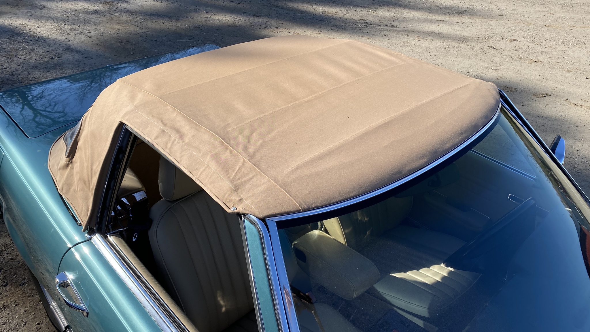 Exteriörbild på 1985 Mercedes-Benz 380 SL