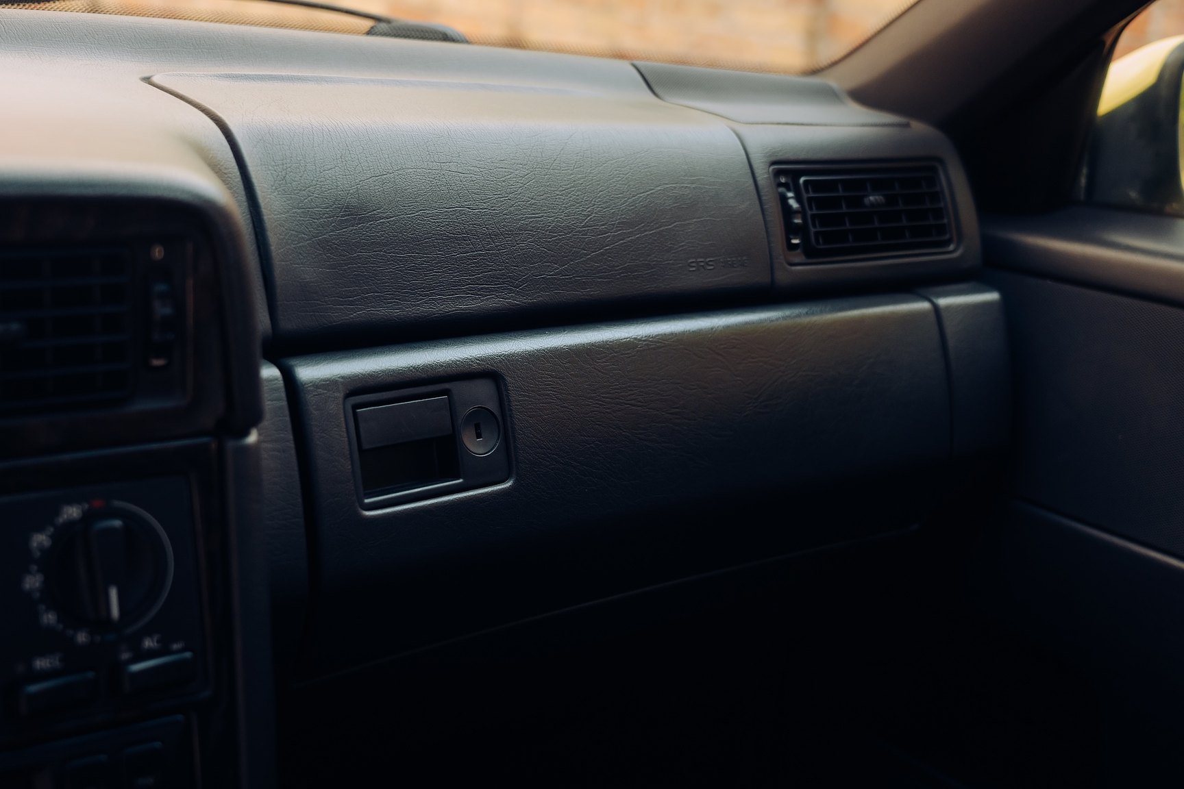 Interiörbild 1995 Volvo 850 T-5 R Kombi 