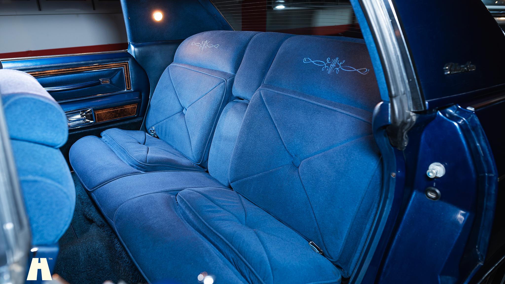 Interior image of 1979 Lincoln Continental (6)